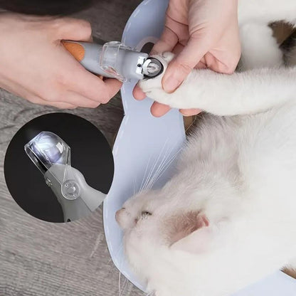 5X Magnification LED Dog Nail Clipper, Paw Trimmer, Professional Pet Nail Trimmer with Quick Cutting Blade, Easy to Use Nail Care Tool for All Skill Levels